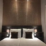 Western Hotell 3*
