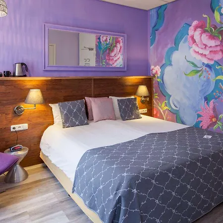 Western Hotell 3*
