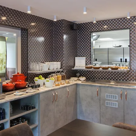 Western 3* 헤이그